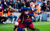 Atletico Madrid "chấp" 2 người, Barcelona ngược dòng ngoạn mục