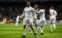 Giúp Real ngược dòng, Ronaldo viết tiếp lịch sử Champions League