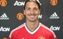 Chân chưa chạm bóng, Ibrahimovic đã phá kỷ lục tại Man Utd