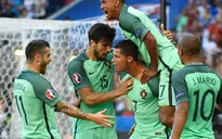 "Tiểu C.Ronaldo" tâng bốc phiên bản thật lên mây xanh