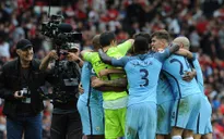 Ảnh: Những khoảnh khắc đáng nhớ trong trận derby Manchester