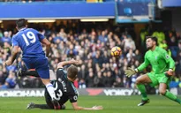Thắng nhọc nhờ Costa, Chelsea đòi lại ngôi đầu
