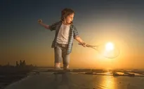 Ông bố biến cuộc sống của con trai trở nên kỳ diệu nhờ Photoshop