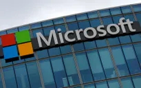 Doanh nghiệp ở Anh dùng sản phẩm của Microsoft với giá "cắt cổ"