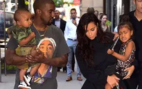 Kanye West và Kim siêu vòng 3 sống riêng, hôn nhân trục trặc?