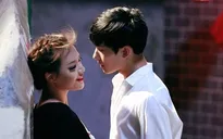 Nụ hôn màn ảnh đầu tiên của các sao Hoa Ngữ dành cho ai?