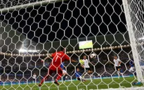 VIDEO EURO 2016: Pha làm bàn ấn tượng của Ozil và lưới Buffon