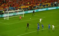 ĐT Tây Ban Nha: Lẽ ra Iniesta mới là người sút phạt đền
