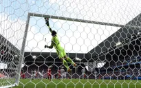 VIDEO EURO 2016: Pha cứu thua xuất thần của thủ môn Fabianski (Ba Lan)