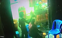 Giải cứu cụ bà 69 tuổi bị kẻ nghi ngáo đá khống chế