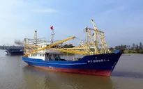 Bàn giao thêm một tàu cá vỏ thép cho ngư dân Phú Yên