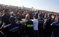 EU phản đối quyết định trưng cầu dân ý về người tị nạn của Hungarry