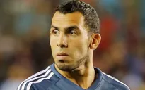 Carlos Tevez chính thức cập bến Thượng Hải, hưởng lương cao nhất thế giới