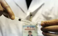 Hàng trăm quan lớn Trung Quốc bay chức vì buôn lậu vaccine