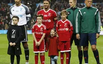 Những khoảnh khắc vô cùng dễ thương của công chúa nhà Beckham