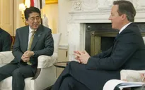 Thủ tướng Nhật Bản gặp song phương với Thủ tướng Anh