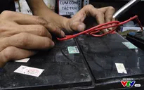 Nhiễm độc chì từ bình ắc quy cũ nguy hiểm thế nào cho trẻ nhỏ và phụ nữ?