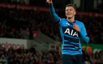 Giúp Tottenham áp sát Leicester, sao trẻ Alli lập kỷ lục Ngoại hạng Anh