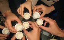 Lạm dụng rượu bia - biến tướng từ một nét đẹp văn hóa