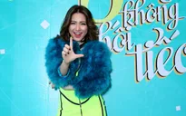 Hòa Minzy cực quậy trong MV Sống không hối tiếc