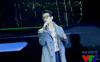Hà Anh Tuấn khoe vẻ lãng tử trên sân khấu Giai điệu tự hào