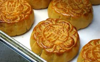 Trung Quốc: Phát hiện ma túy đá giấu trong bánh Trung thu