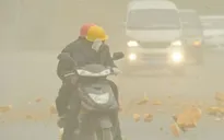 Bão cát cao hơn 100m quét qua Trung Quốc