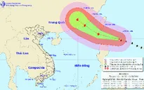 Xuất hiện siêu bão giật cấp 17 đang di chuyển vào Biển Đông