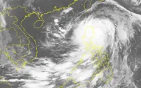 Bão Nida tiếp tục mạnh thêm
