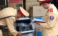 Bắt giữ hơn 1.000 chai rượu ngoại