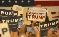 Ông Donald Trump sẽ thắng cử nếu... người nhập cư ủng hộ?