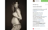 Adam Levine tự hào khoe ảnh bán nude của vợ