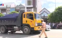 Xe ben quá tải lại "tung hoành" tại Quảng Nam