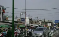 Lượng khách tăng gấp đôi ngày thường tại bến phà Cát Lái