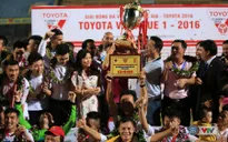 Ảnh: Hà Nội T&T vô địch V.League 2016 sau cuộc đua nghẹt thở với Hải Phòng