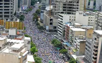 Một triệu người dân Venezuela xuống đường đòi tổng thống từ chức