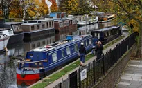 Nhà thuyền - Giải pháp thời "bão giá" bất động sản tại London