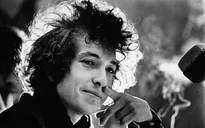 Bob Dylan phát hành album ở tuổi 75