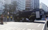 Brazil: Nổ có kiểm soát túi lạ gần đích cuộc đua xe đạp