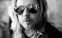Brad Pitt "bị nghiền nát" bởi cuộc ly hôn với Angelina Jolie