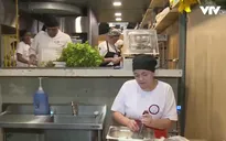 Brazil: Các đầu bếp nổi tiếng tận dụng thức ăn thừa nấu cho người nghèo