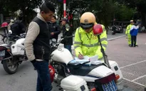 Ngày 1/2, xử phạt 102 người đi bộ phạm luật