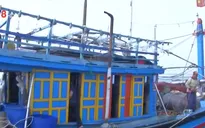 Cứu nạn thành công tàu cá cùng 10 ngư dân trôi dạt trên biển