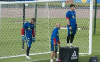 Casillas hay De Gea: "Cơn đau đầu" của HLV Del Bosque