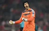 Petr Cech vào sách kỷ lục Guinness