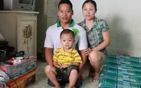 Niềm vui của gia đình lực sỹ Lê Văn Công sau khi anh lập nên kỳ tích