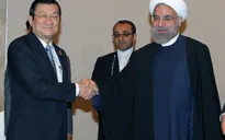 Chủ tịch nước và Tổng thống Iran họp báo chung