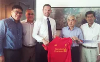 Liverpool ngỏ ý sang Việt Nam thi đấu trong buổi làm việc với VFF