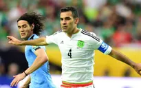 Ẩu đả trên khán đài trong trận Mexico - Uruguay