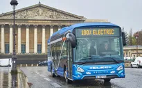 Khai trương tuyến xe bus điện 100% đầu tiên tại Pháp